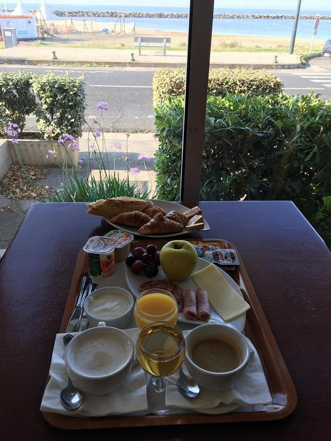 Hotel La Conga セット エクステリア 写真